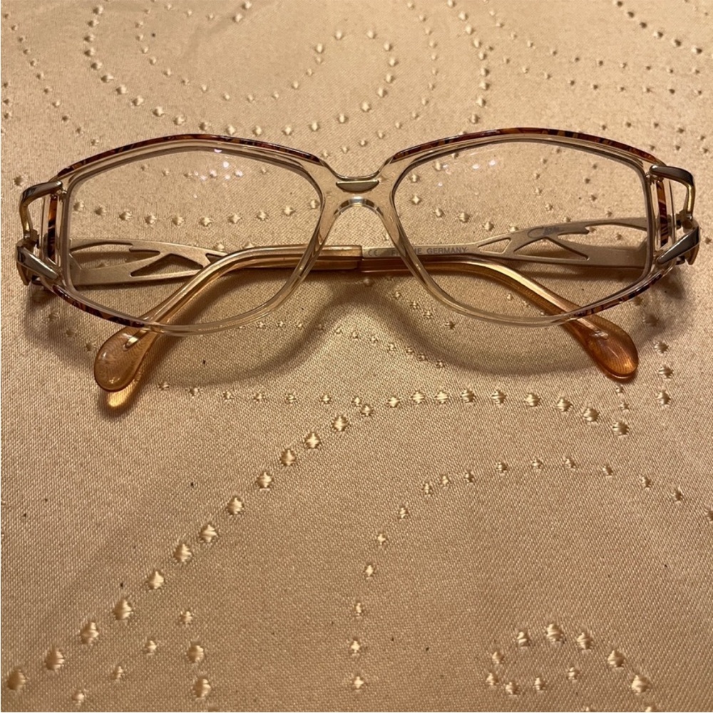 Elegant Brown Women's Glasses